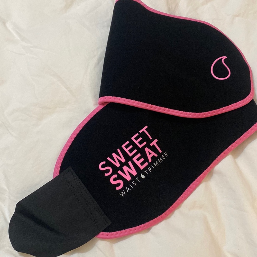 Sweet sweat waist trainer sized small